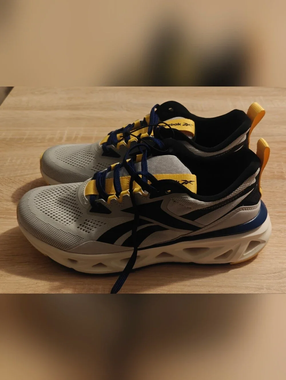 Reebok Men's White, Navy & Yellow Performance Sneakers